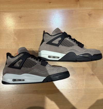 Jordan 4 Taupe Haze