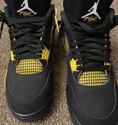 Jordan 4 Thunder Size 10 5 Barely Worn