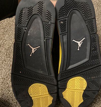 Jordan 4 Thunder Size 10 5 Barely Worn