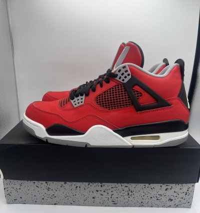 Jordan 4 Toro Bravo