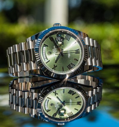 Rolex Day-date 40 White Gold - Olive Green Dial