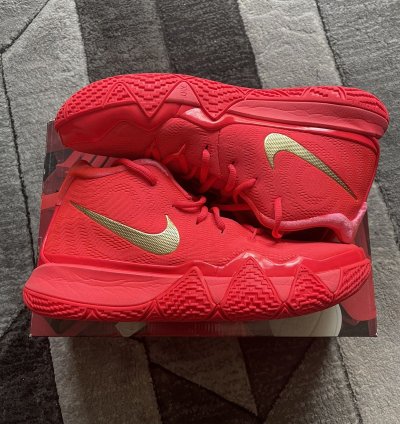 2018 Nike Kyrie 4 Red Carpet