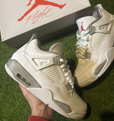 Jordan 4 White Oreo