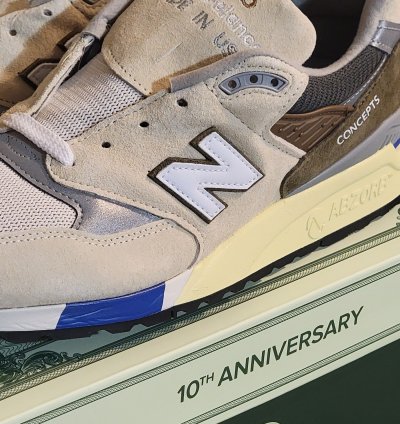 -note 10th Anniversary 998