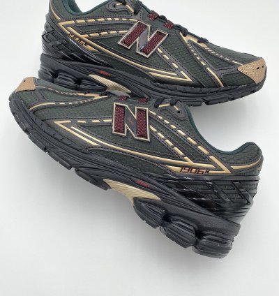 12 Kith For New Balance 1906r Black Green