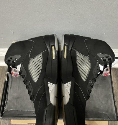 Jordan 5 Black Metallic