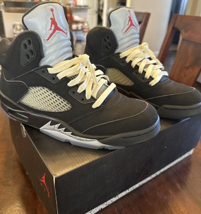 Jordan 5 Black Metallic 2016