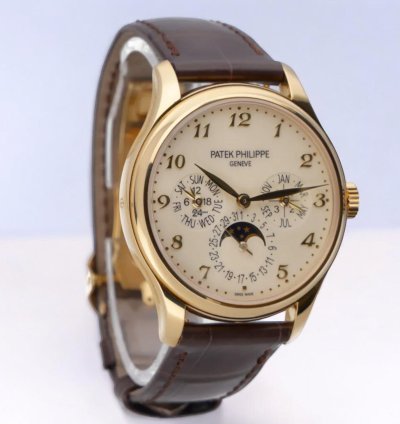 Patek Philippe Perpetual Calendar 18k Yellow Gold
