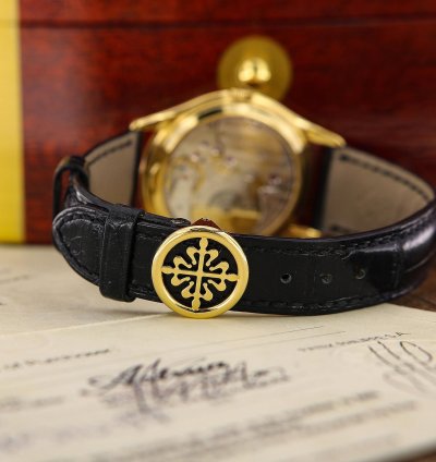 Patek Philippe Perpetual Calendar 18kt Yellow Gold Ref 3940 Full Set 1997