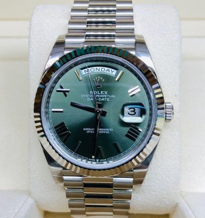 Rolex Day-date 40 White Gold Green Roman Dial 40mm