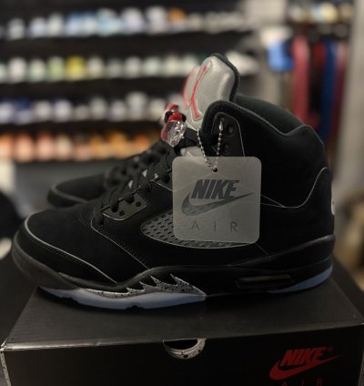 Jordan 5 Black Metallic Size 10 5 Pre Owned
