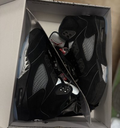 Jordan 5 Black Metallic Size 10 5 Pre Owned