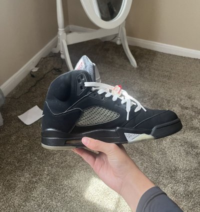 Jordan 5 Black Mettalic