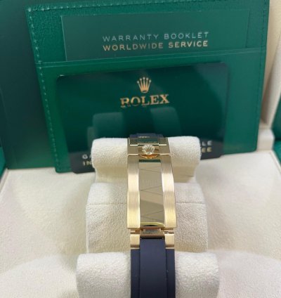 Rolex Daytona Pikachu Daytona Yellow Gold Golden And Black Index Dial Oysterflex Strap 126518ln