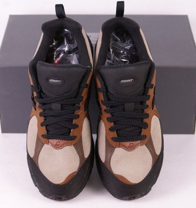 2022 The Basement New Balance 2002r Earth Brown Black