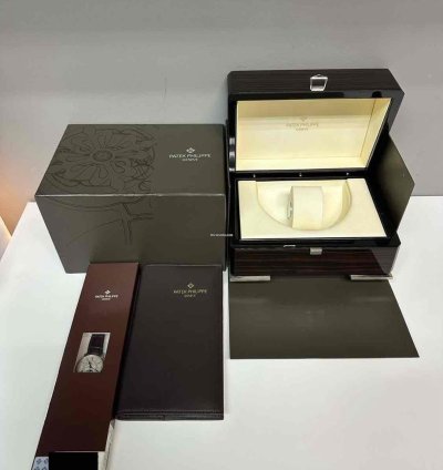 Patek Philippe Perpetual Calendar 38mm Automatic 18k White Gold Men 5159g-001