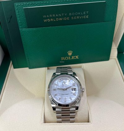 Rolex Day-date 40 White Gold Mother Of Pearl Diamond Dial 228239