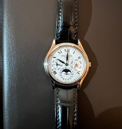 Patek Philippe Perpetual Calendar 3940g - Perpetual Calendar White Roman Dial 18k White Gold Rare Excellent With Pp Watch Winder Wallet Archive Extract