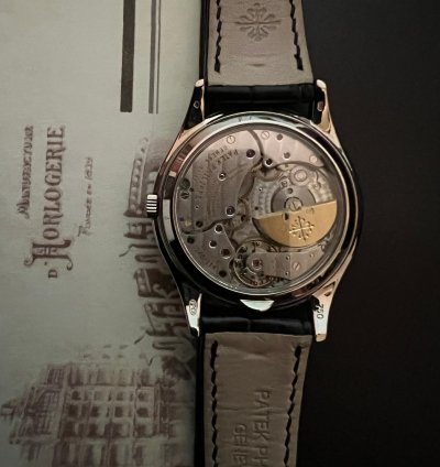 Patek Philippe Perpetual Calendar 3940g - Perpetual Calendar White Roman Dial 18k White Gold Rare Excellent With Pp Watch Winder Wallet Archive Extract