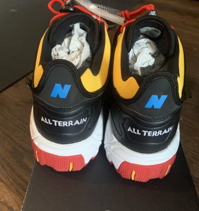 801 Gore-tex The Apartment Toucan