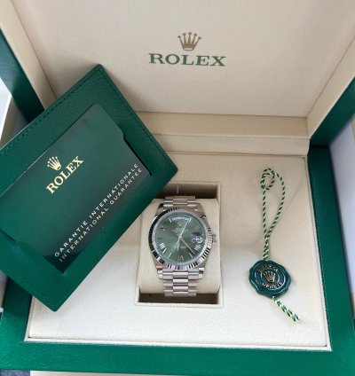 Rolex Day-date 40 White Gold Olive Anniversary Dial