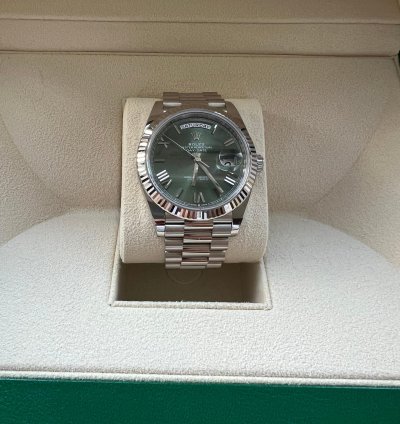 Rolex Day-date 40 White Gold Olive Anniversary Dial