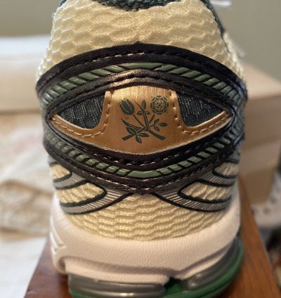 860v2 New Balance Aime Leon Dore