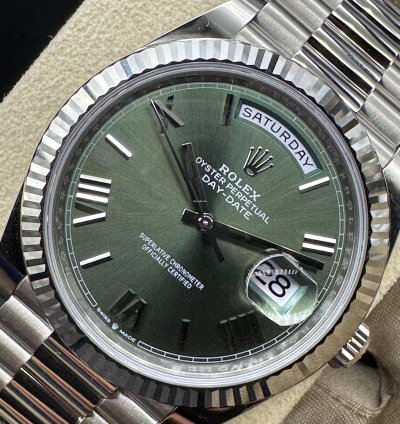 Rolex Day-date 40 White Gold Olive Dial Unworn