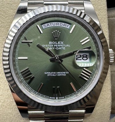 Rolex Day-date 40 White Gold Olive Dial Unworn