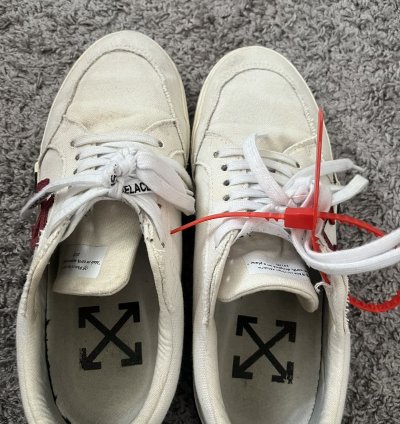 2019 Off- White Vulc Low