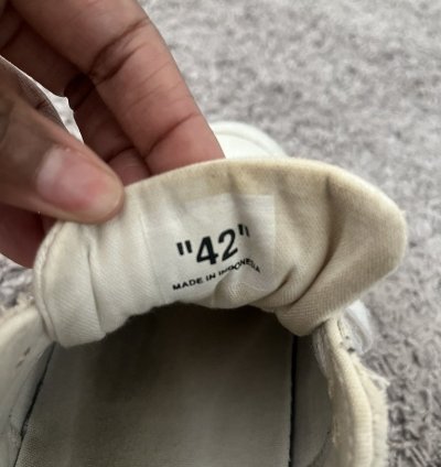 2019 Off- White Vulc Low