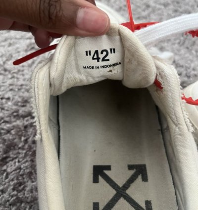 2019 Off- White Vulc Low