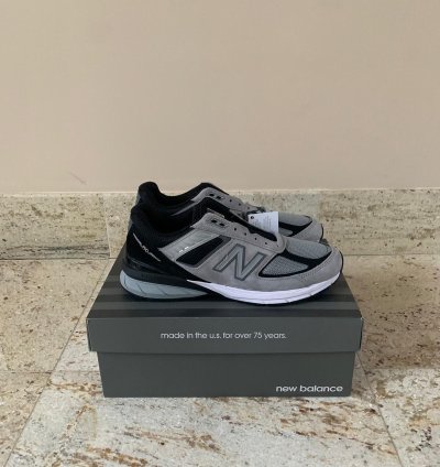 990 V5 In Grey Black
