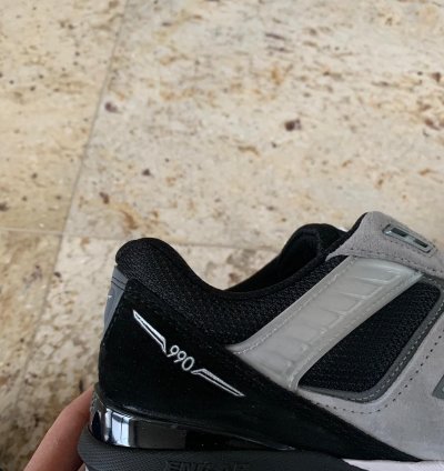 990 V5 In Grey Black