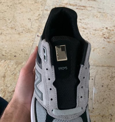990 V5 In Grey Black