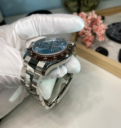 Rolex Daytona Platinum new Unworn Piece Of The First Platinum Daytona Discontinued