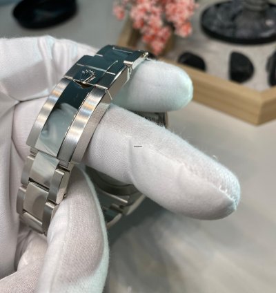 Rolex Daytona Platinum new Unworn Piece Of The First Platinum Daytona Discontinued