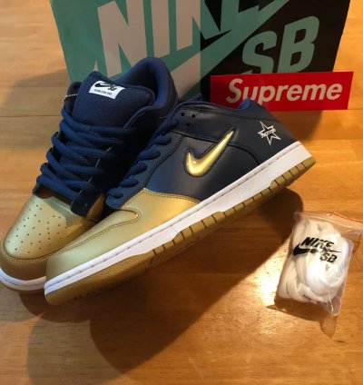 2019 Sb Dunk Low Jewel Swoosh Navy Gold