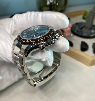 Rolex Daytona Platinum new Unworn Piece Of The First Platinum Daytona Discontinued
