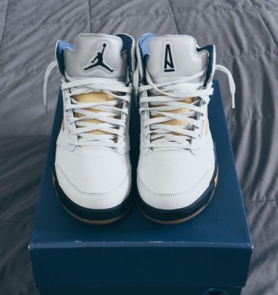 Jordan 5 Ma Maniere dawn
