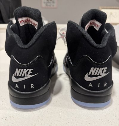 Jordan 5 Metallic
