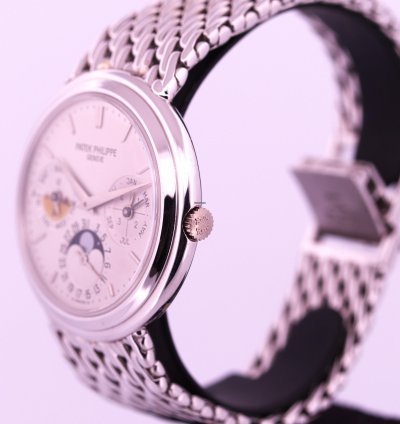 Patek Philippe Perpetual Calendar 3945 1g-013