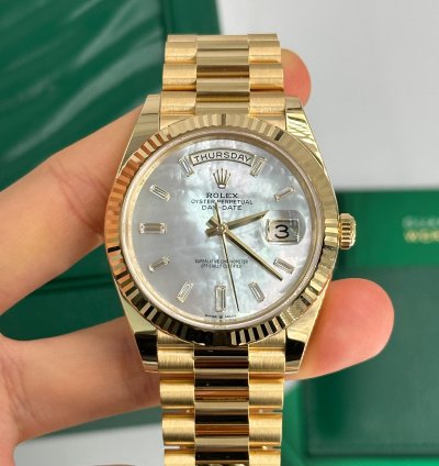 Rolex Day-date 40 White Mother Of Pearl Diamonds Dial