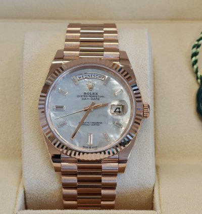 Rolex Day-date 40 White Mother Of Pearl Diamonds Dial Ng White