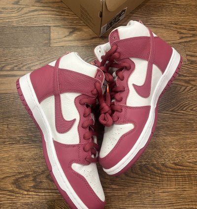 Nike Sb Dunk High Sweet Beets