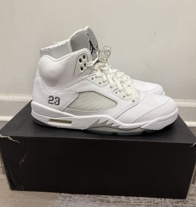 Jordan 5 Metallic White