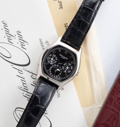 Patek Philippe Perpetual Calendar 5040g