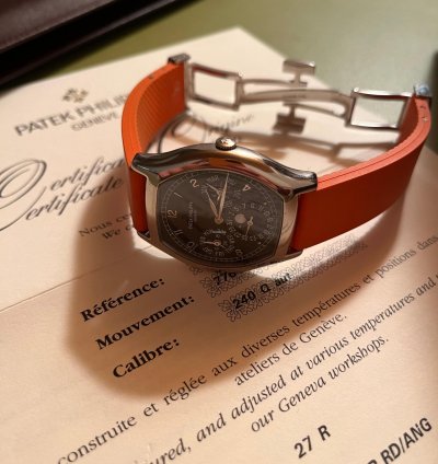 Patek Philippe Perpetual Calendar 5040g