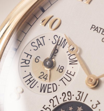 Patek Philippe Perpetual Calendar 5040j In 18k Yellow Gold Tonneau Case With Box And Papers