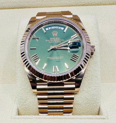 Rolex Day-date 40 Year 2023 - Full Set